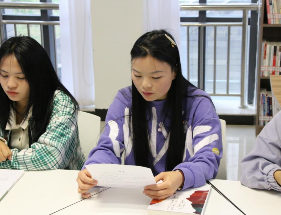 同学分享中