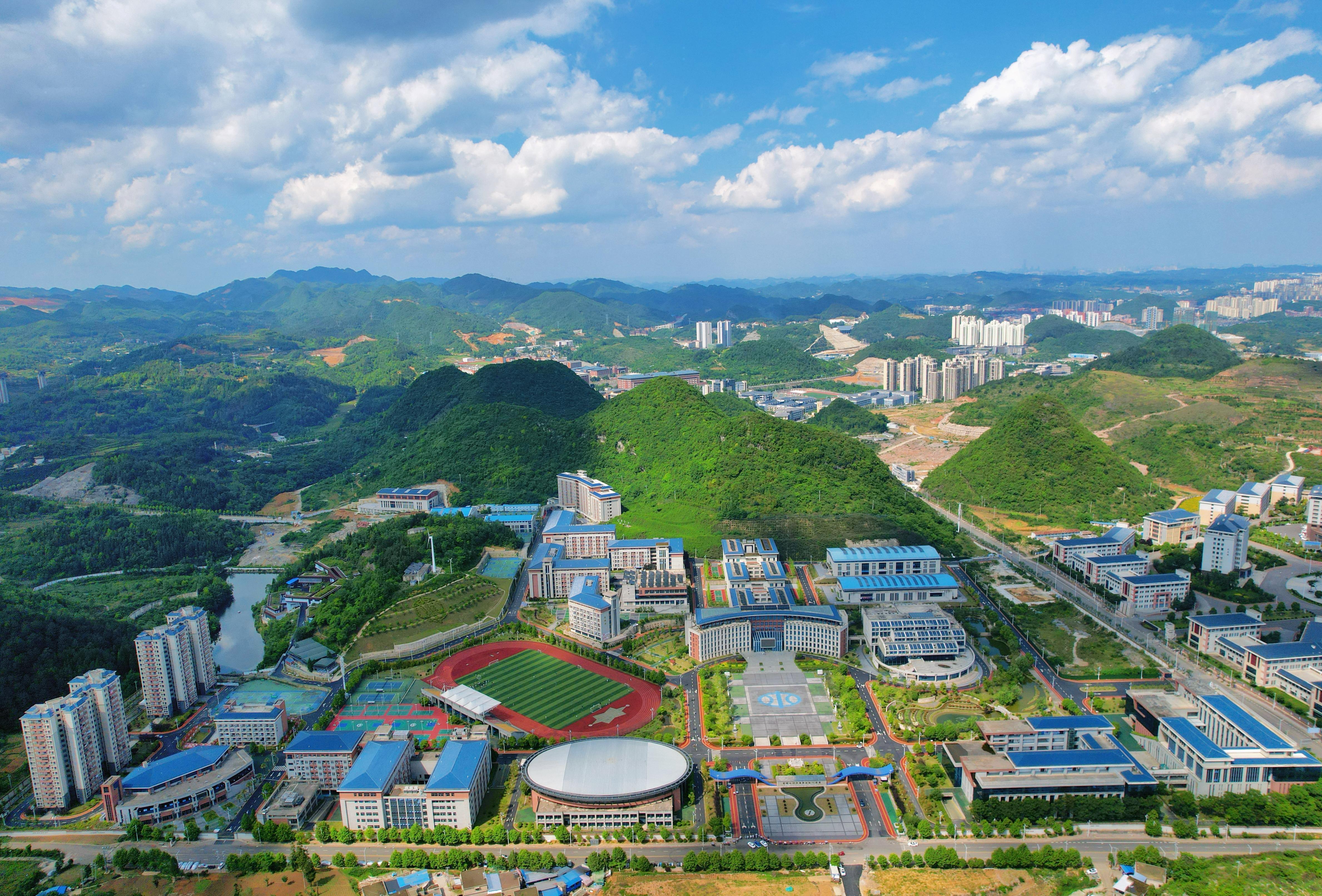 6ef507ec-6924-4176-bdcc-546cfe3e7d59.jpg