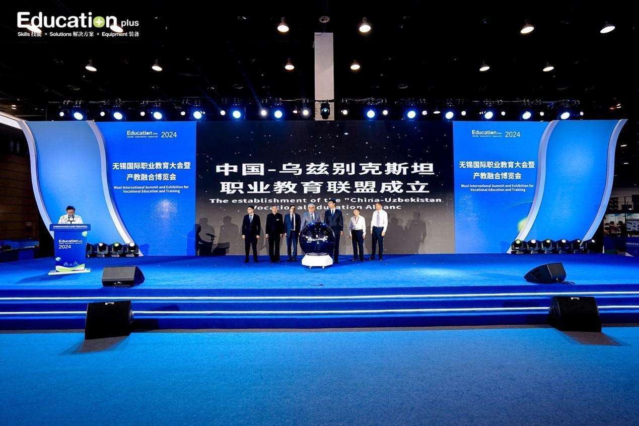 4d3bd102-0360-440b-88cd-aa88687cb43b.jpg