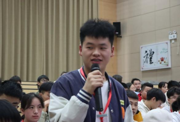 6e63f44d-f706-4d56-a7b6-0007cf7c413e.png