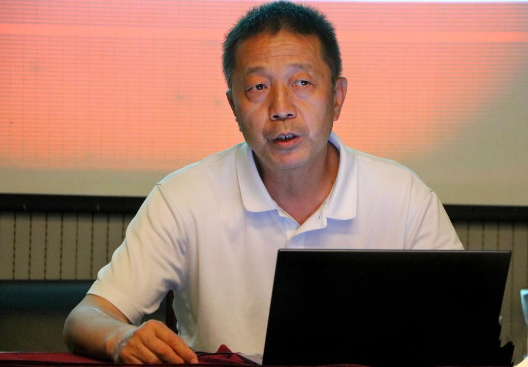 邹利军上党课
