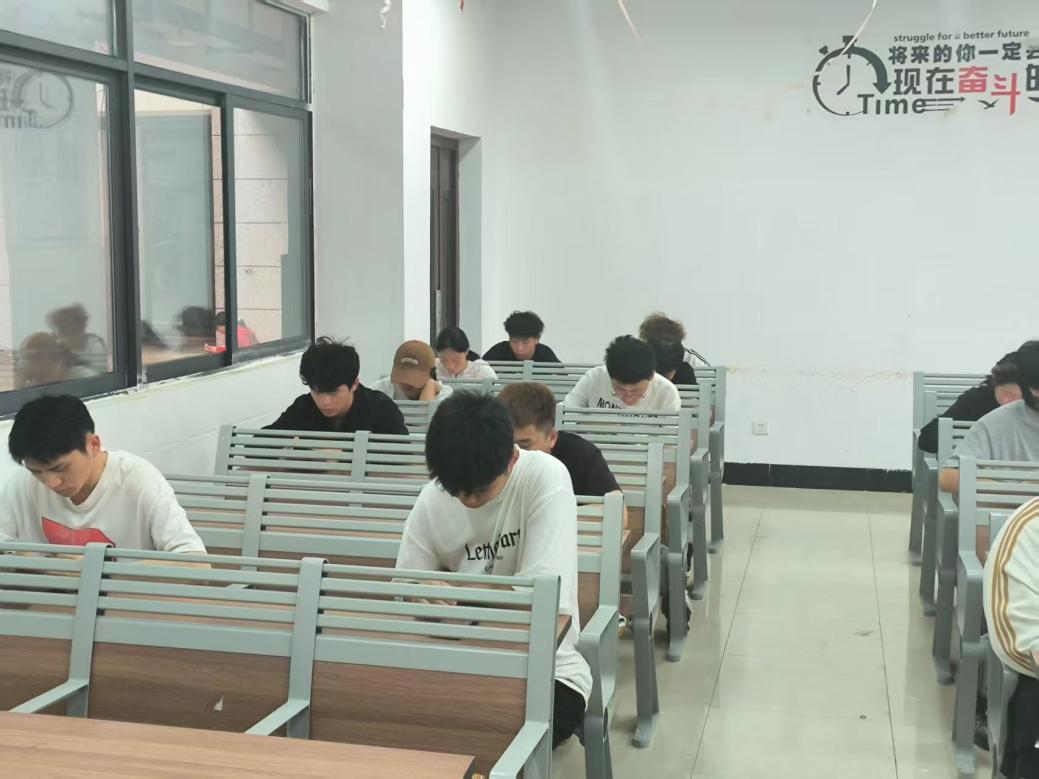 C:/Users/李天意/Desktop/国家安全知识选拨赛/新建文件夹/3c0de4084a9696a29b49c4977251379.jpg3c0de4084a9696a29b49c4977251379