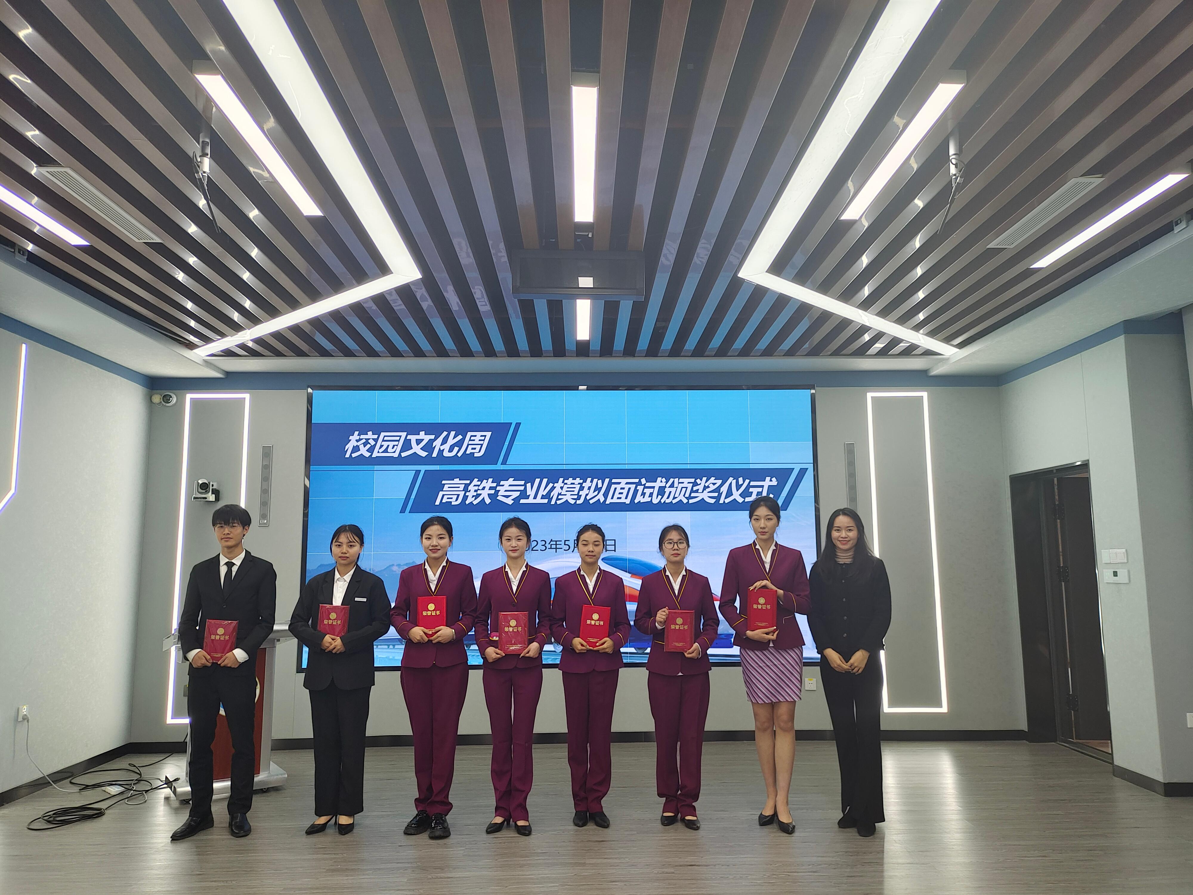 c876384c-f5c1-4945-a921-2d12856e2d6a.jpg